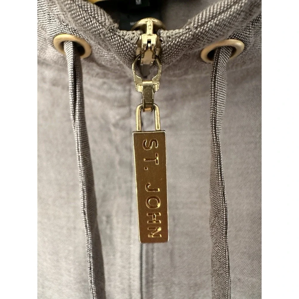 St John Brown SZ M Short Sleeve Full Zip Active Lounge Jacket *Read about flaws*